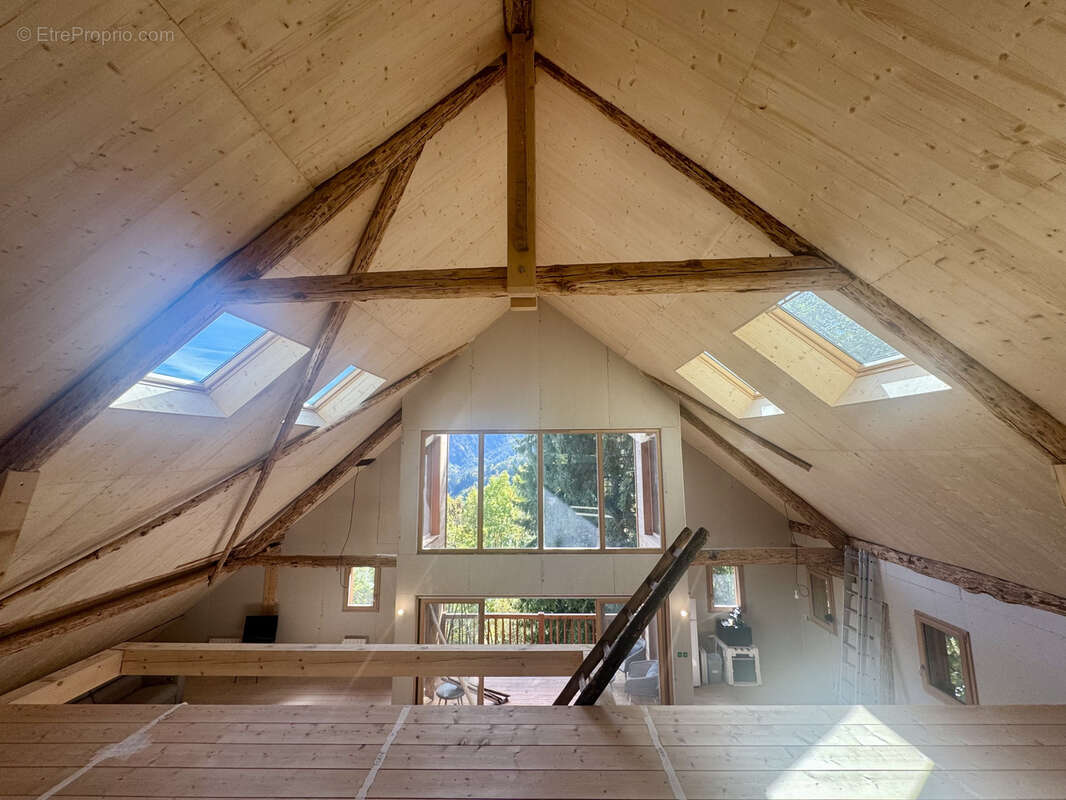 Maison à VILLAREMBERT