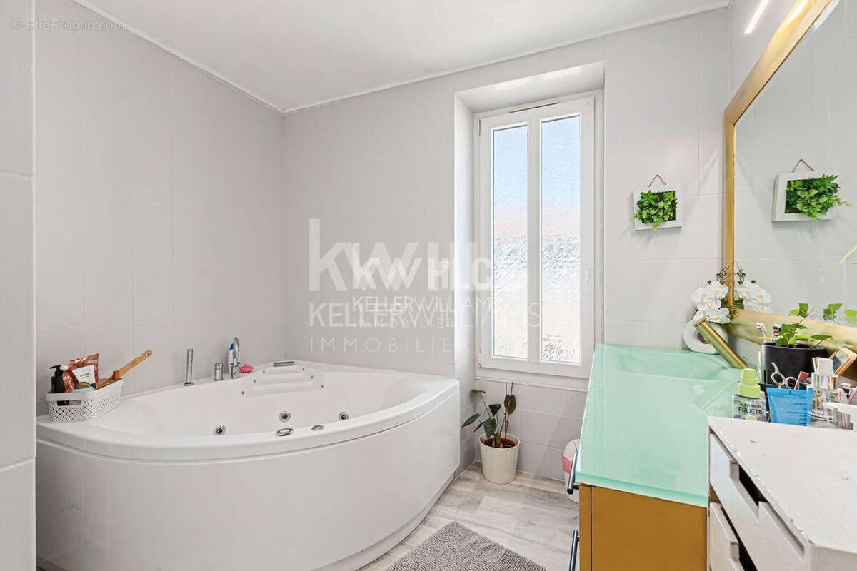 Maison 193 m² à Cagnes-Sur-Mer  - photo 5