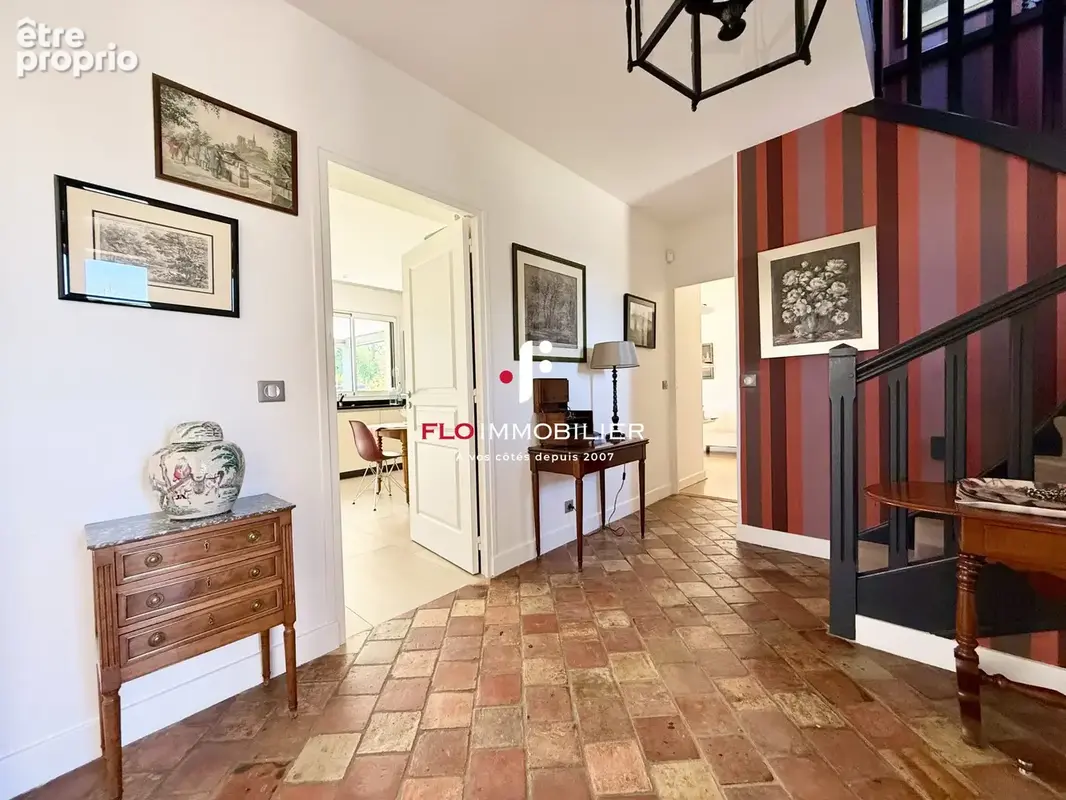 Maison 10 pièces 280 m² à vendre à Bieville-Beuville (14112) - photo 9