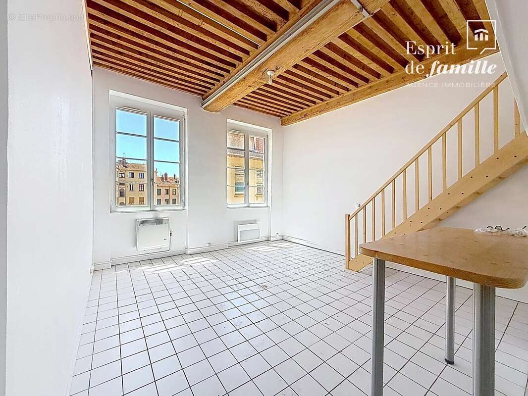 Croix-Rousse - Duplex 4 pièces 85 m2 avec mezzanine et ascenseur - photo 14