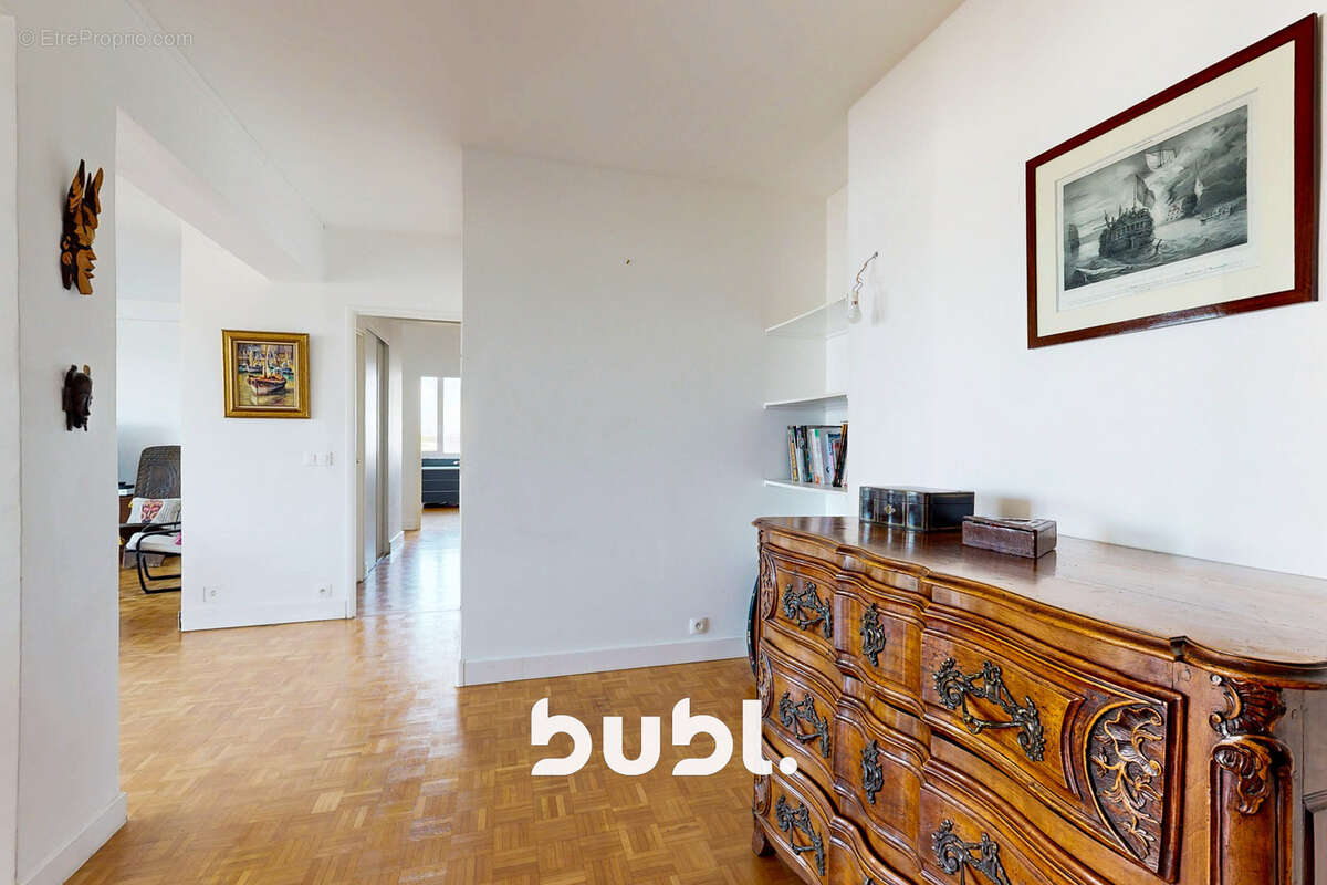 Appartement à RUEIL-MALMAISON