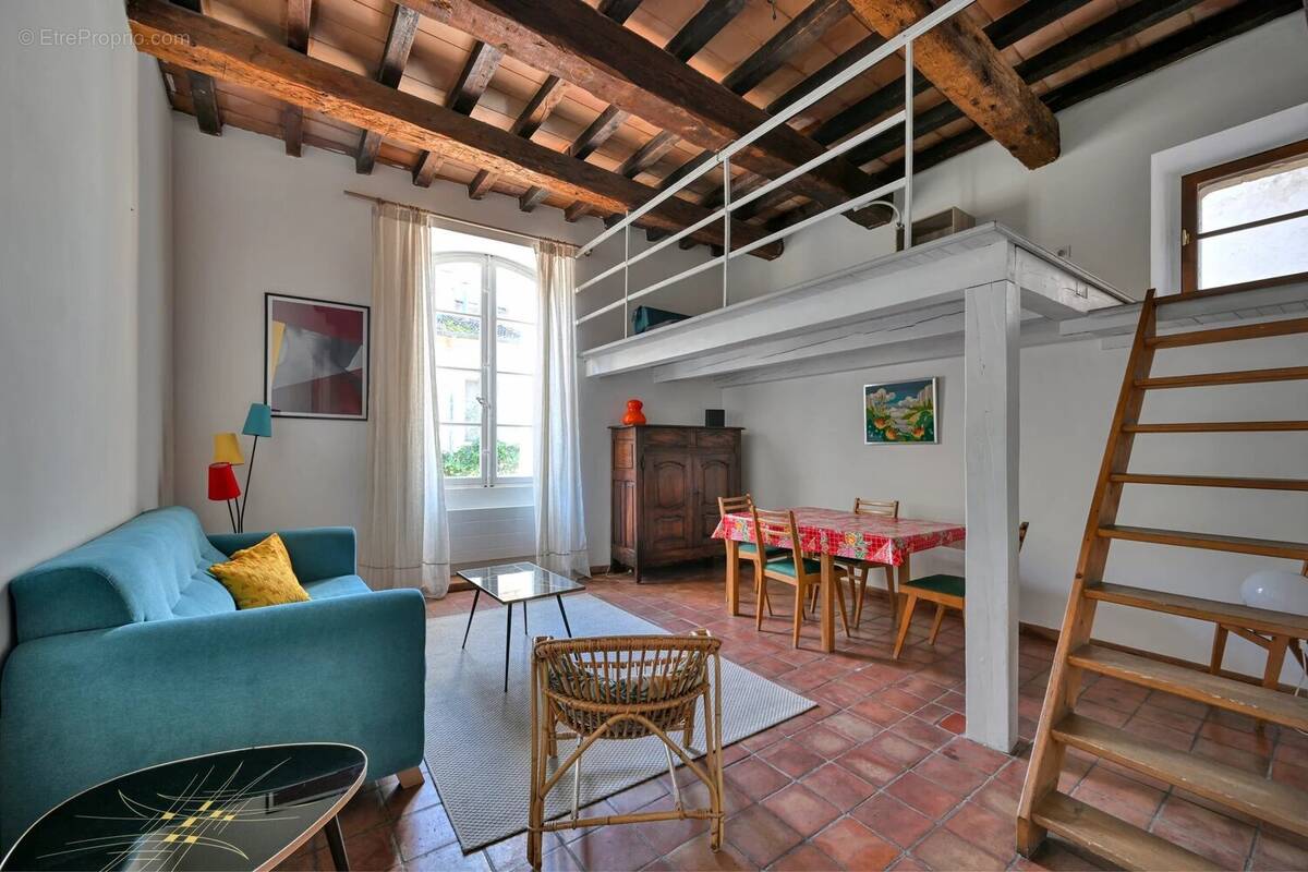 Appartement à ARLES