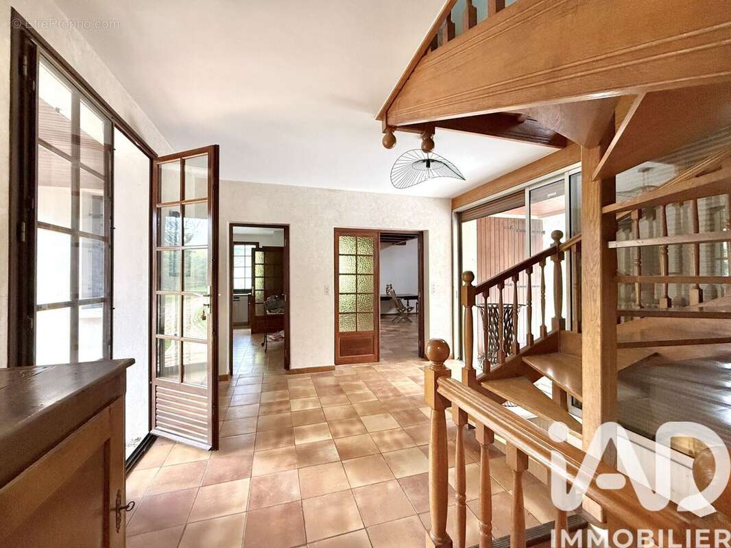 Photo 3 - Maison à VILLIERS-SUR-ORGE