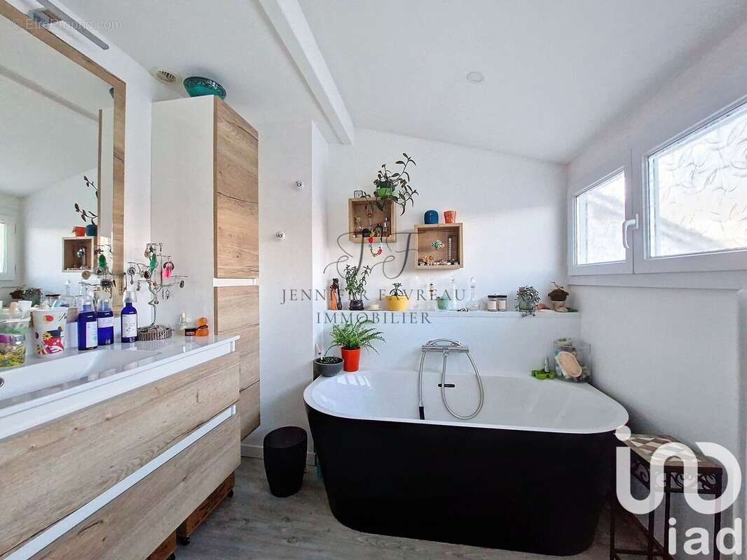 Photo 4 - Maison à TRESSES