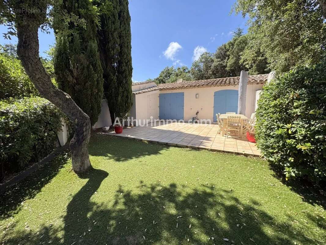 Maison à GRIMAUD