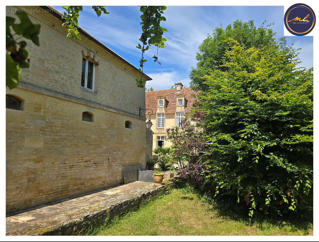 Maison 340 m² à Basly  - photo 8