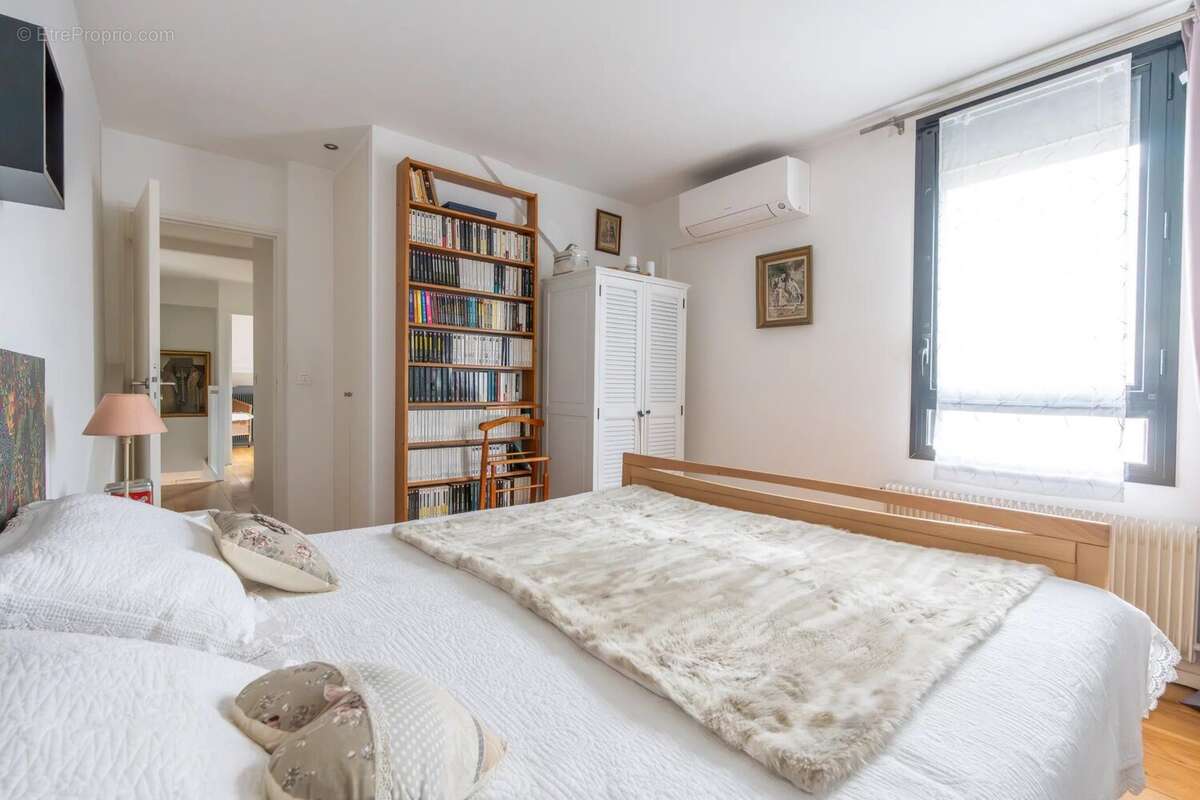 Maison à LE PERREUX-SUR-MARNE