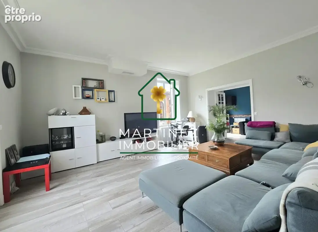 Photo Maison à Saint-Bonnet-De-Mure au prix de 439 000€