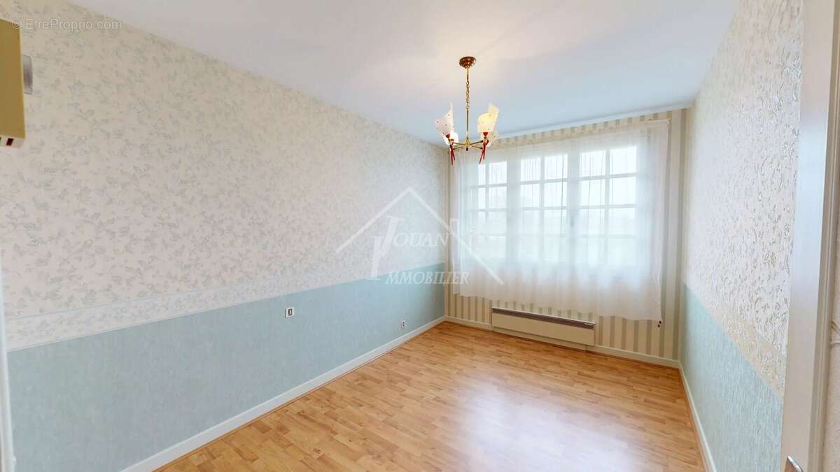 Maison à BOURBON-L'ARCHAMBAULT