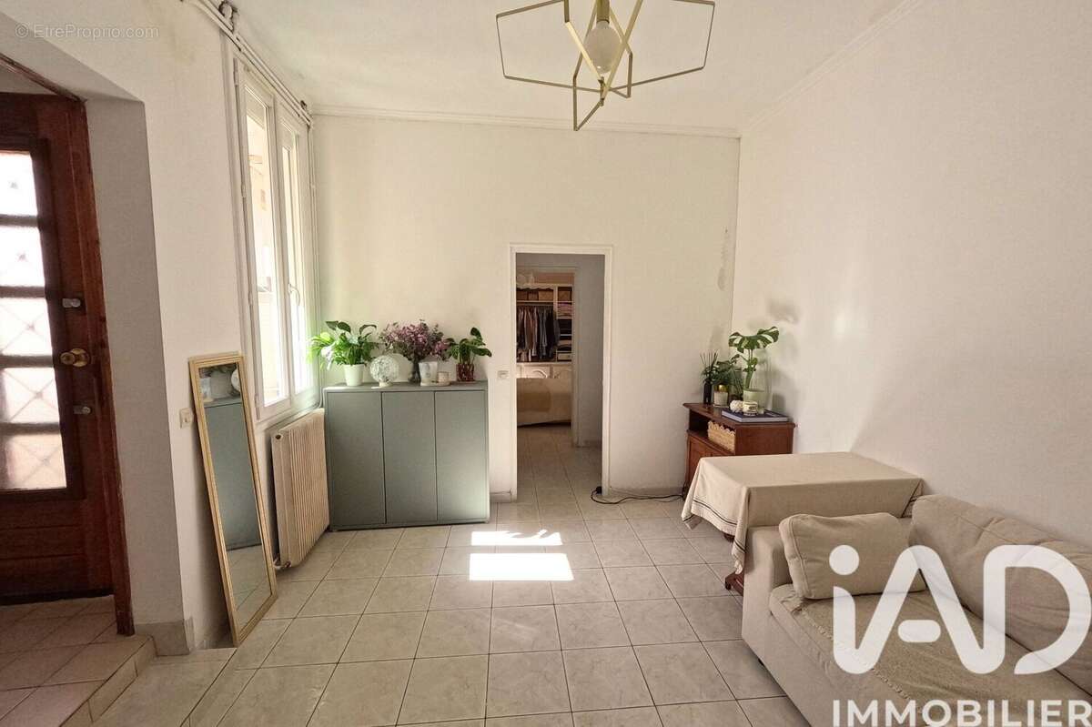 Photo 7 - Appartement à ISSY-LES-MOULINEAUX