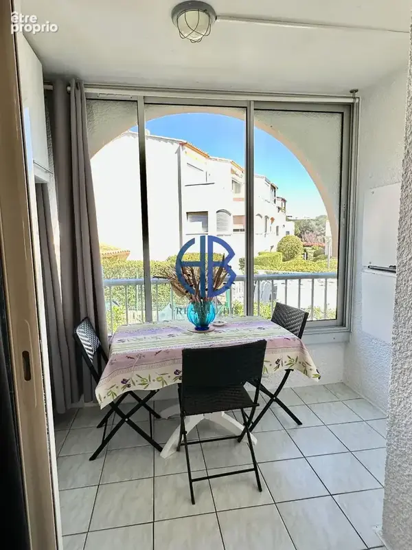 Cap d'agde- appartement t2 -loggia - parking - photo 6