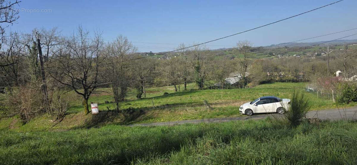 Terrain à USSAC