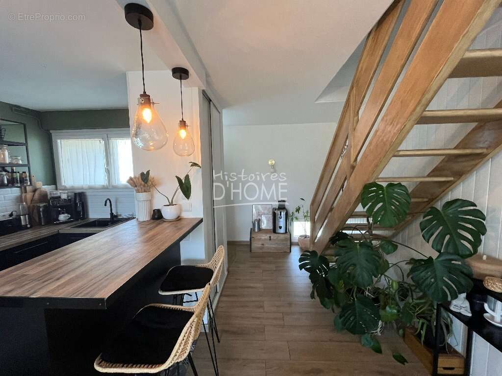 Appartement à BRIE-COMTE-ROBERT