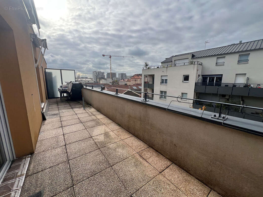 Appartement à VILLEURBANNE