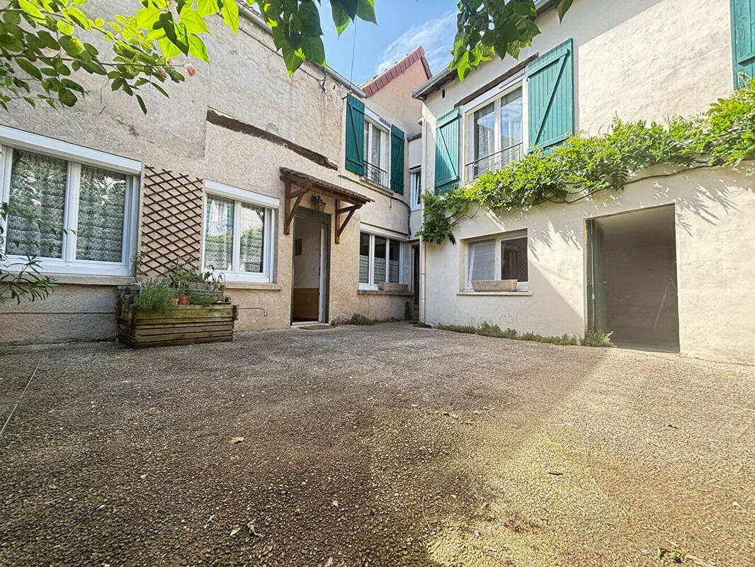 Maison à GUERNES