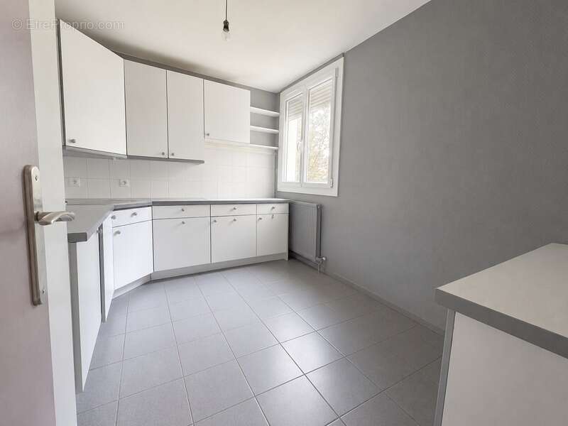 Appartement à SAINT-CYR-SUR-LOIRE