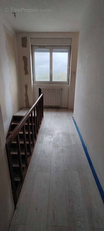 Maison à vendre 6 pièces SAINT JOUIN DE MARNES (79) - photo 6