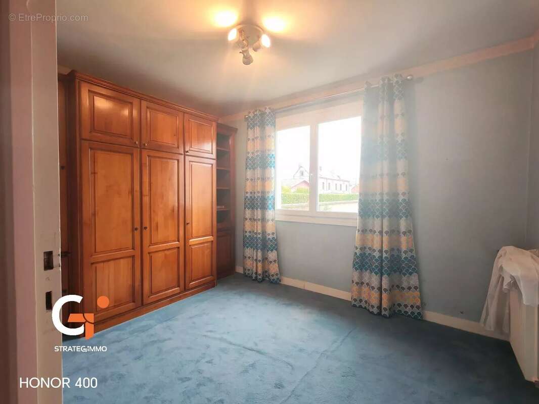 Maison à SAINT-ETIENNE-DU-ROUVRAY