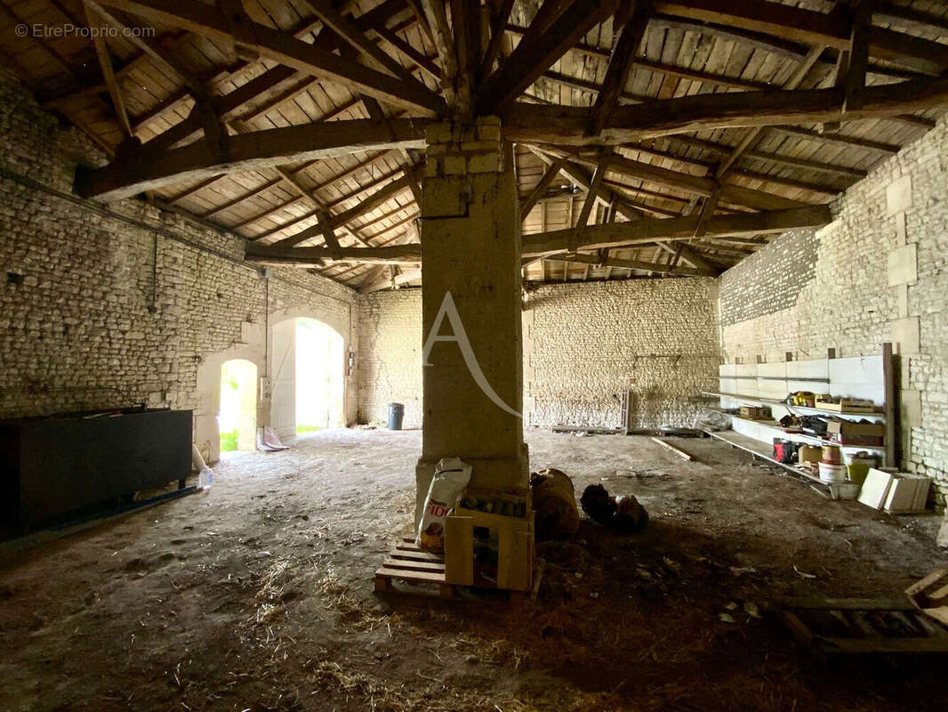 Maison à SALLES-D'ANGLES
