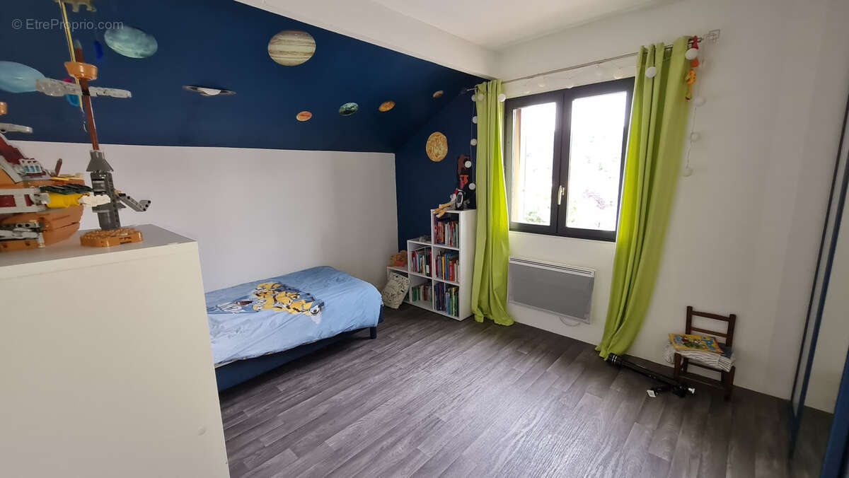 Maison à BURES-SUR-YVETTE