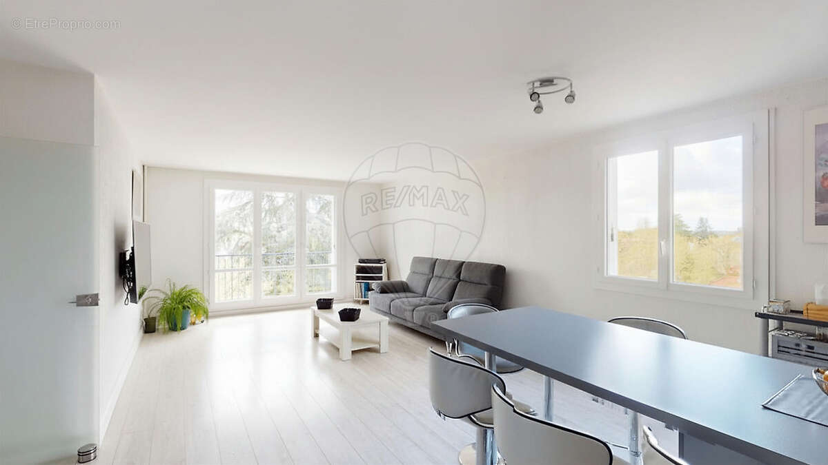 Appartement à OLIVET