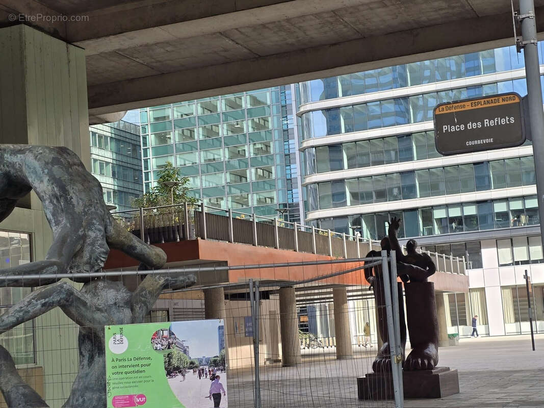 Appartement à COURBEVOIE