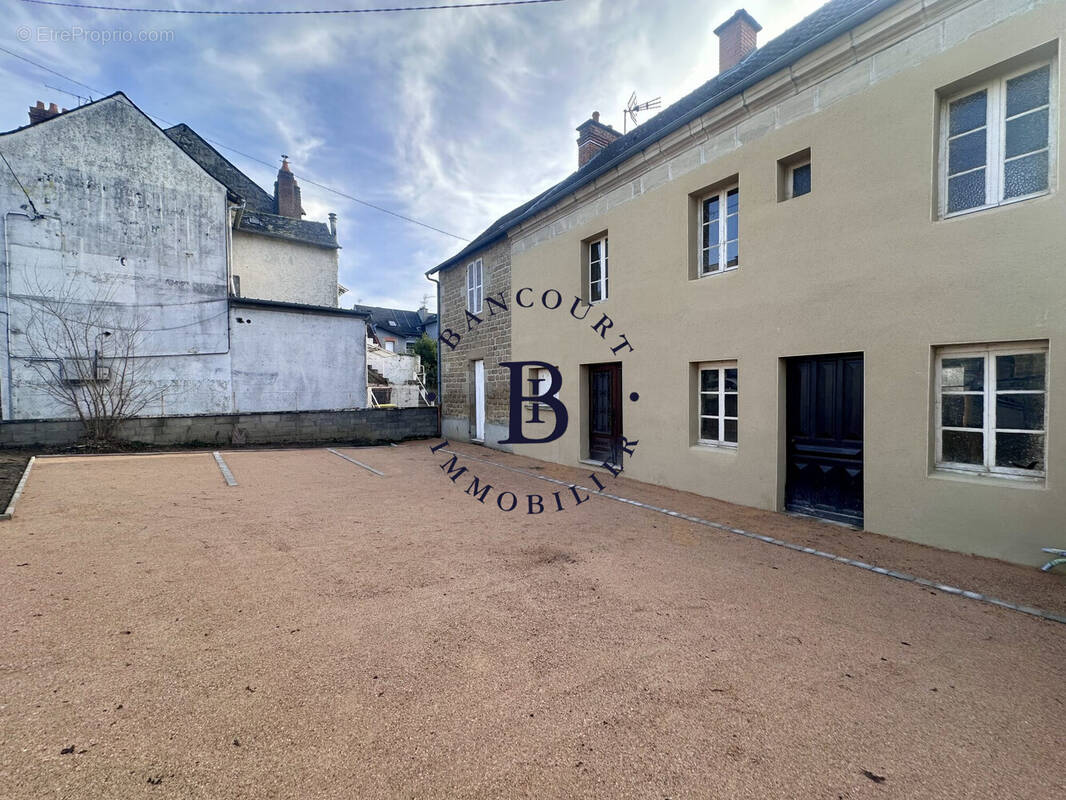 Maison à BRIVE-LA-GAILLARDE