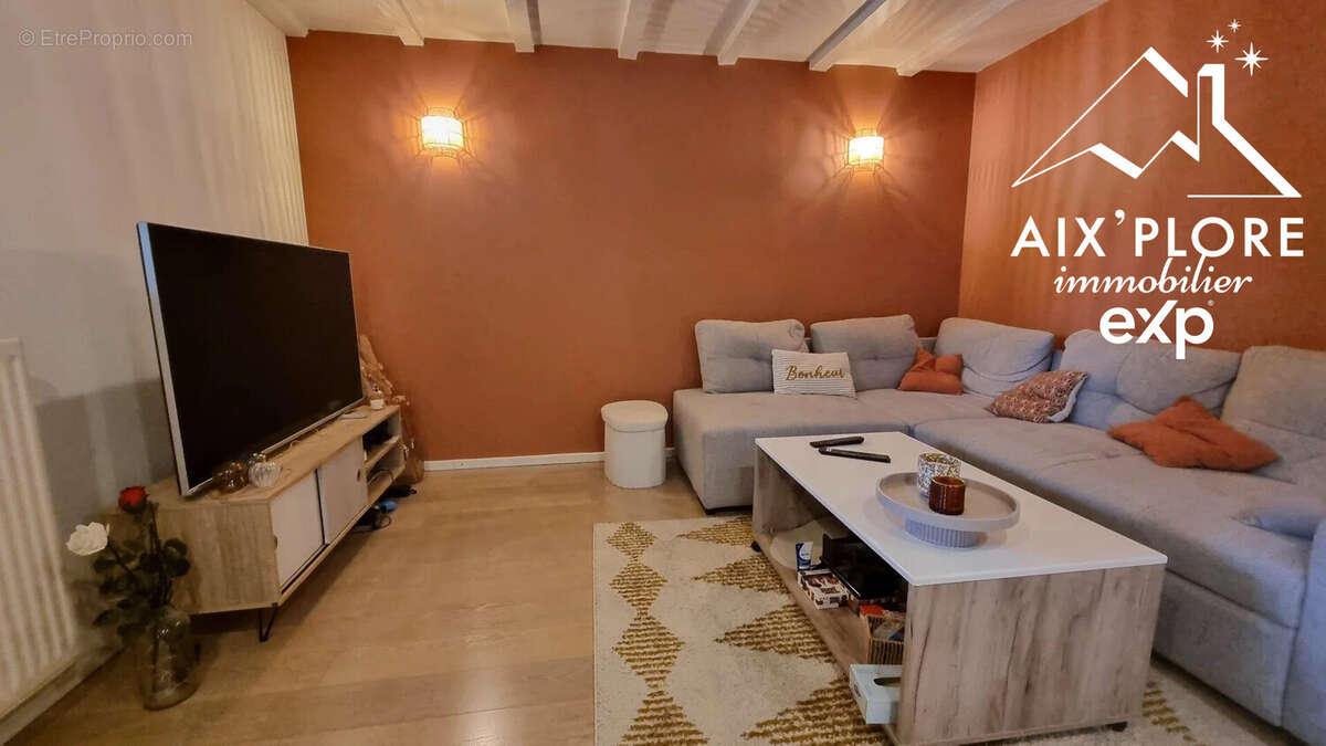Appartement 60 m² à Challes-Les-Eaux  - photo 4