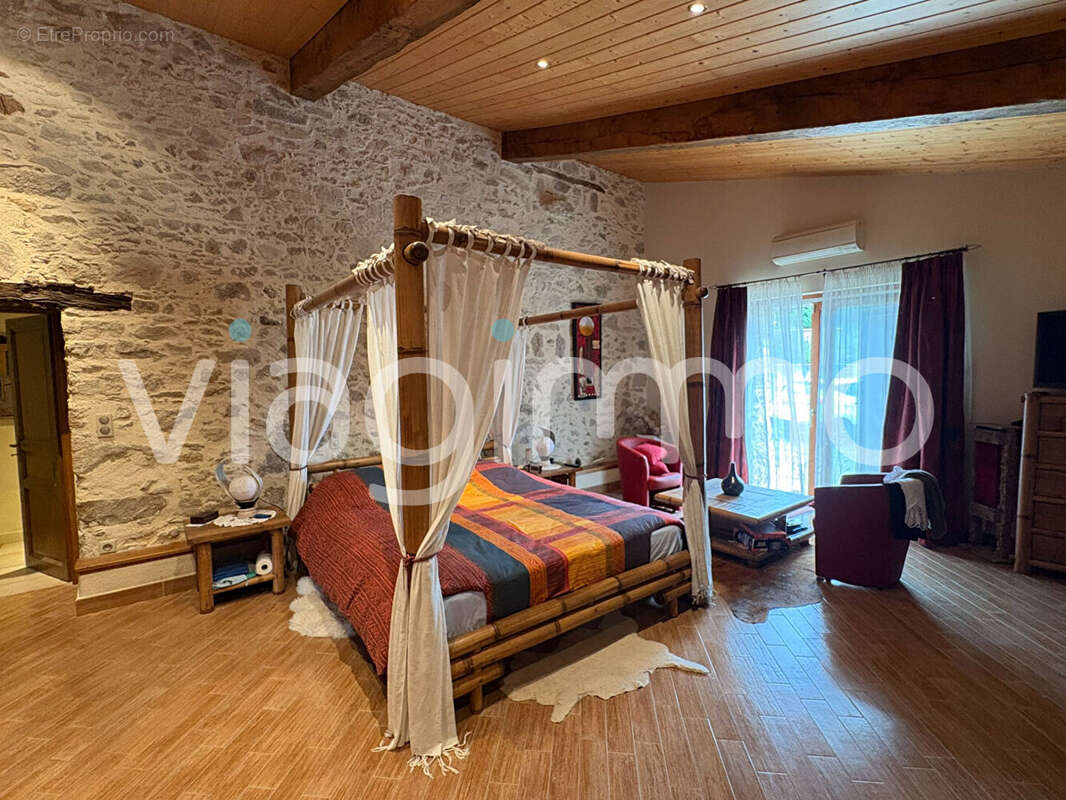 Maison en vente à terme libre 9 pièces 414 m2 - photo 5