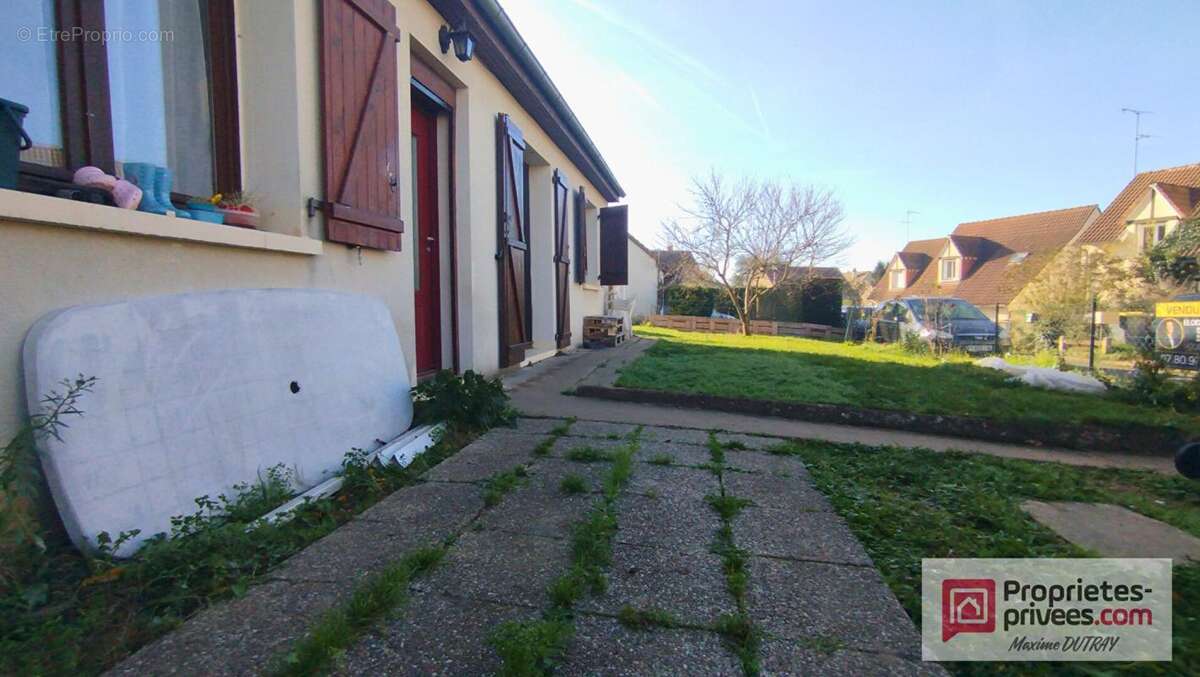 Maison à THORE-LA-ROCHETTE