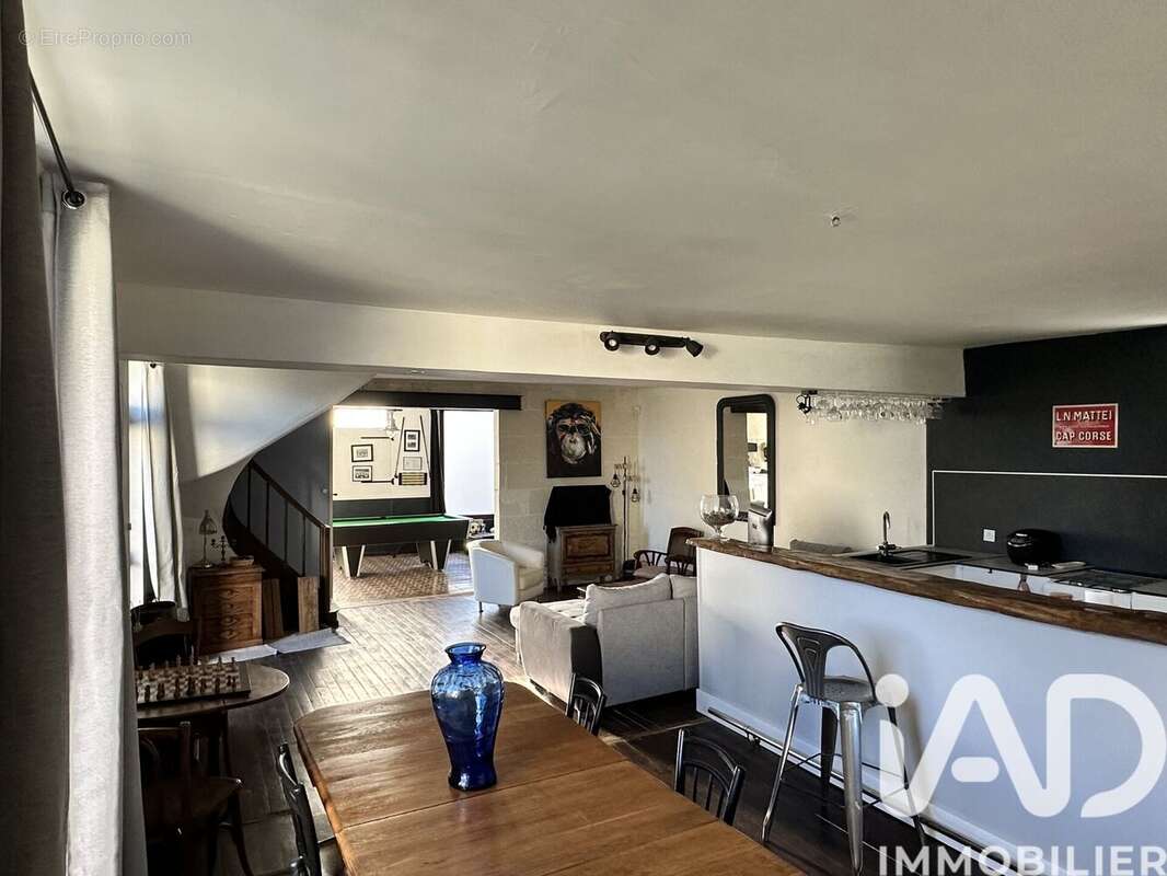 Maison 165 m² à Fontguenand  - photo 3
