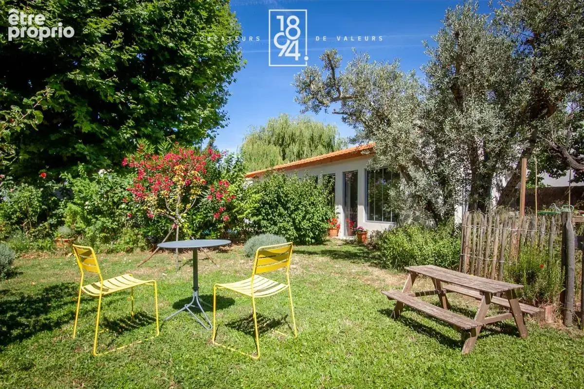 Maison T4 à vendre Saint-Victoret Pas des Lanciers (13730)  130 m²  Dépendance I Piscine I Jardin - photo 22