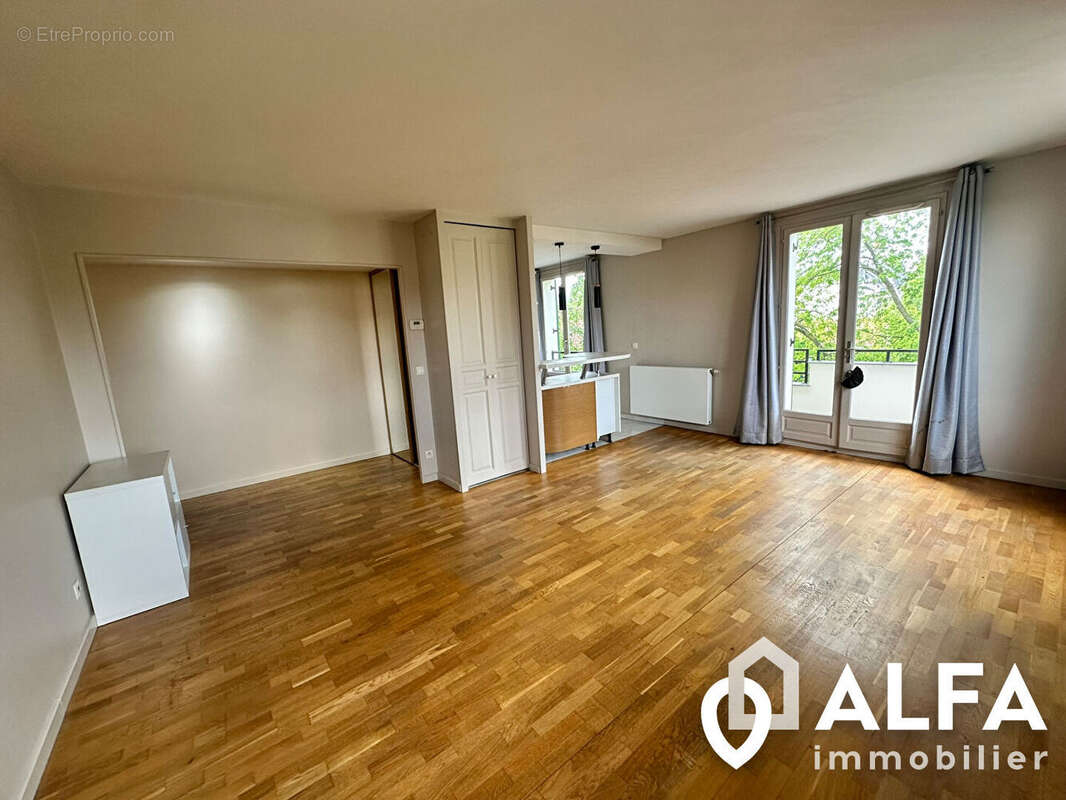 Appartement à SAINT-GRATIEN