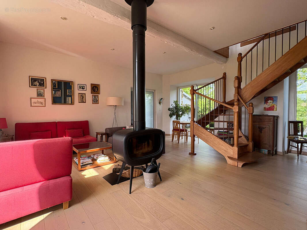 Maison à SURGERES