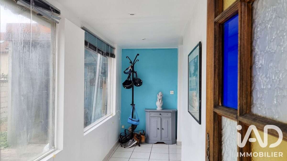 Photo 2 - Maison à TREMBLAY-EN-FRANCE
