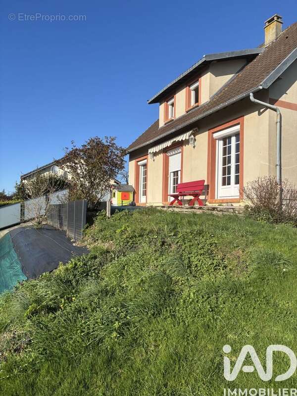 Photo 2 - Maison à GREGES