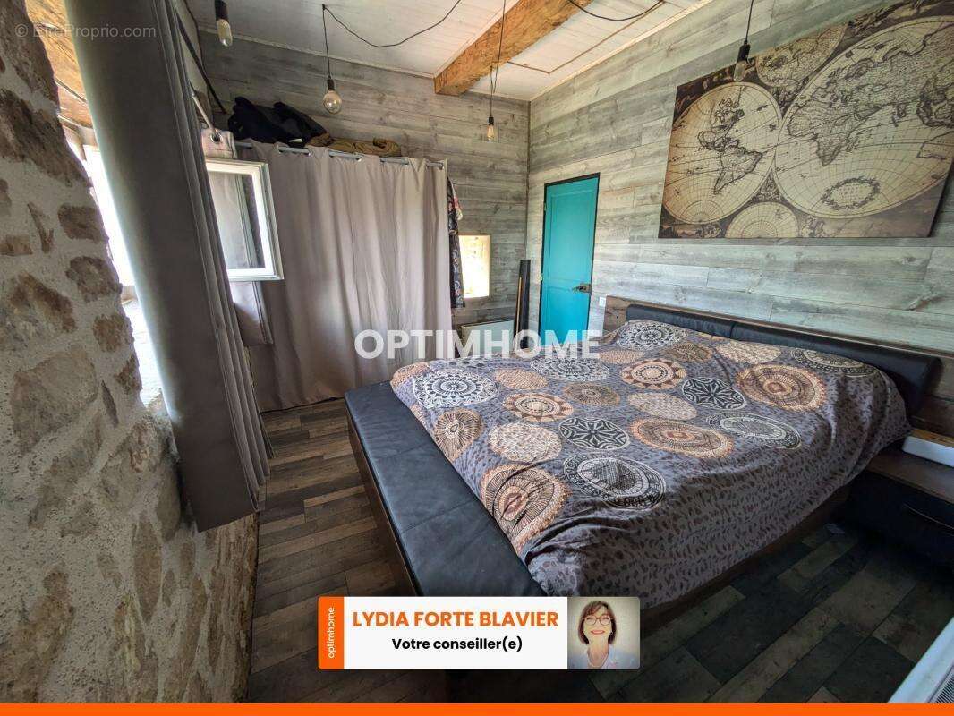 Maison en pierre avec fort potentiel - 173m -3 chambres +2 mezzanines - photo 12