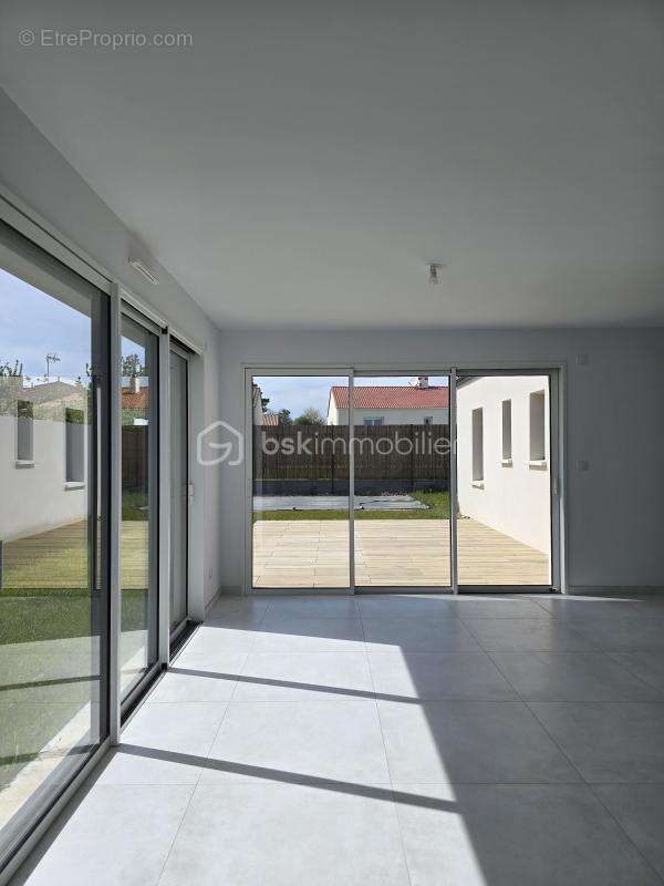 Maison à SAINT-HILAIRE-LA-FORET