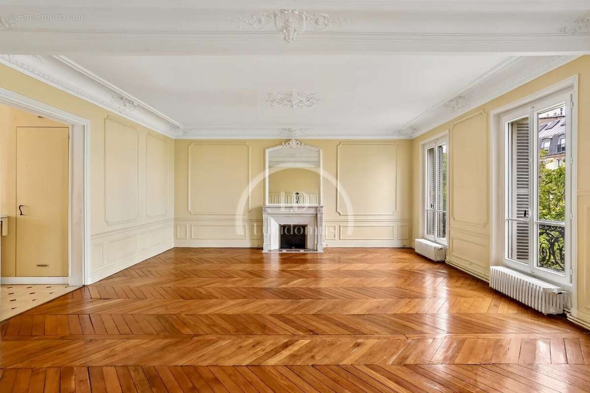 Appartement à PARIS-5E