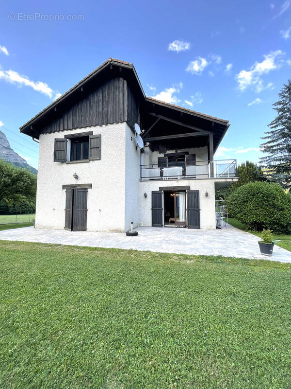Maison à SAINT-PAUL-DE-VARCES