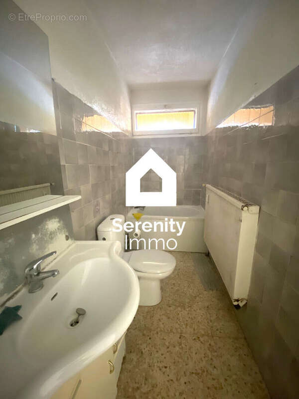 Appartement à MARSEILLE-15E