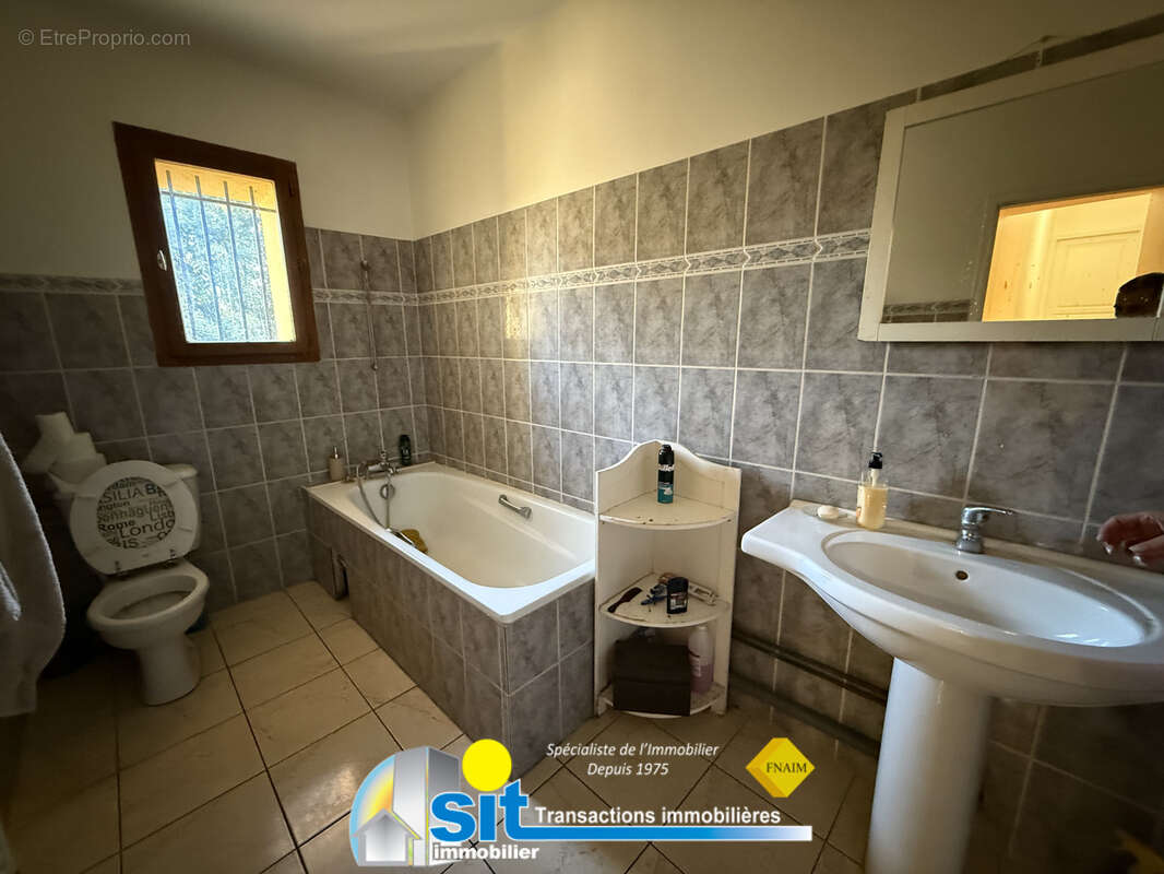 Appartement à SAINT-ROMAIN-EN-GAL