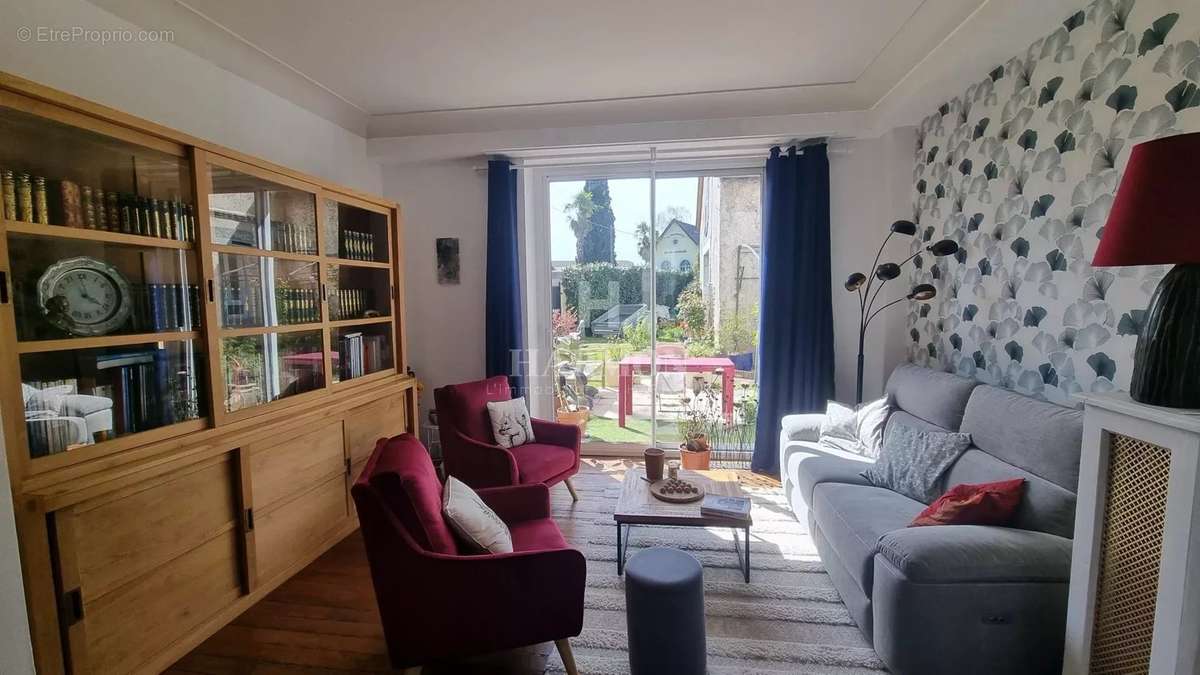 Maison à OLORON-SAINTE-MARIE