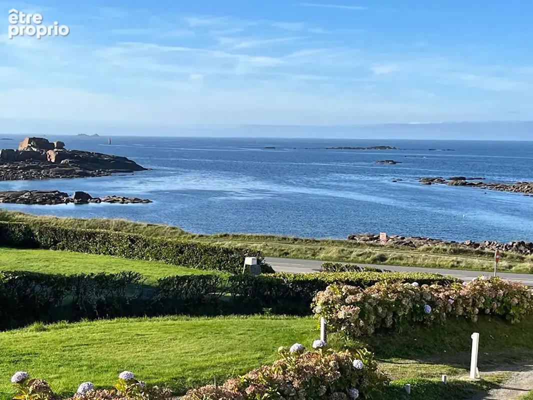 VENTE d'une maison T7  à PORSPODER -vue mer- piscine couverte - photo 2