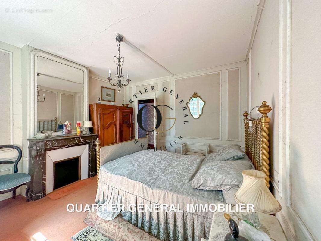 Maison à IVRY-LE-TEMPLE