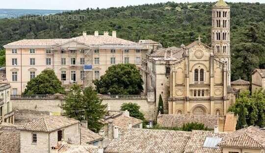 Appartement à UZES