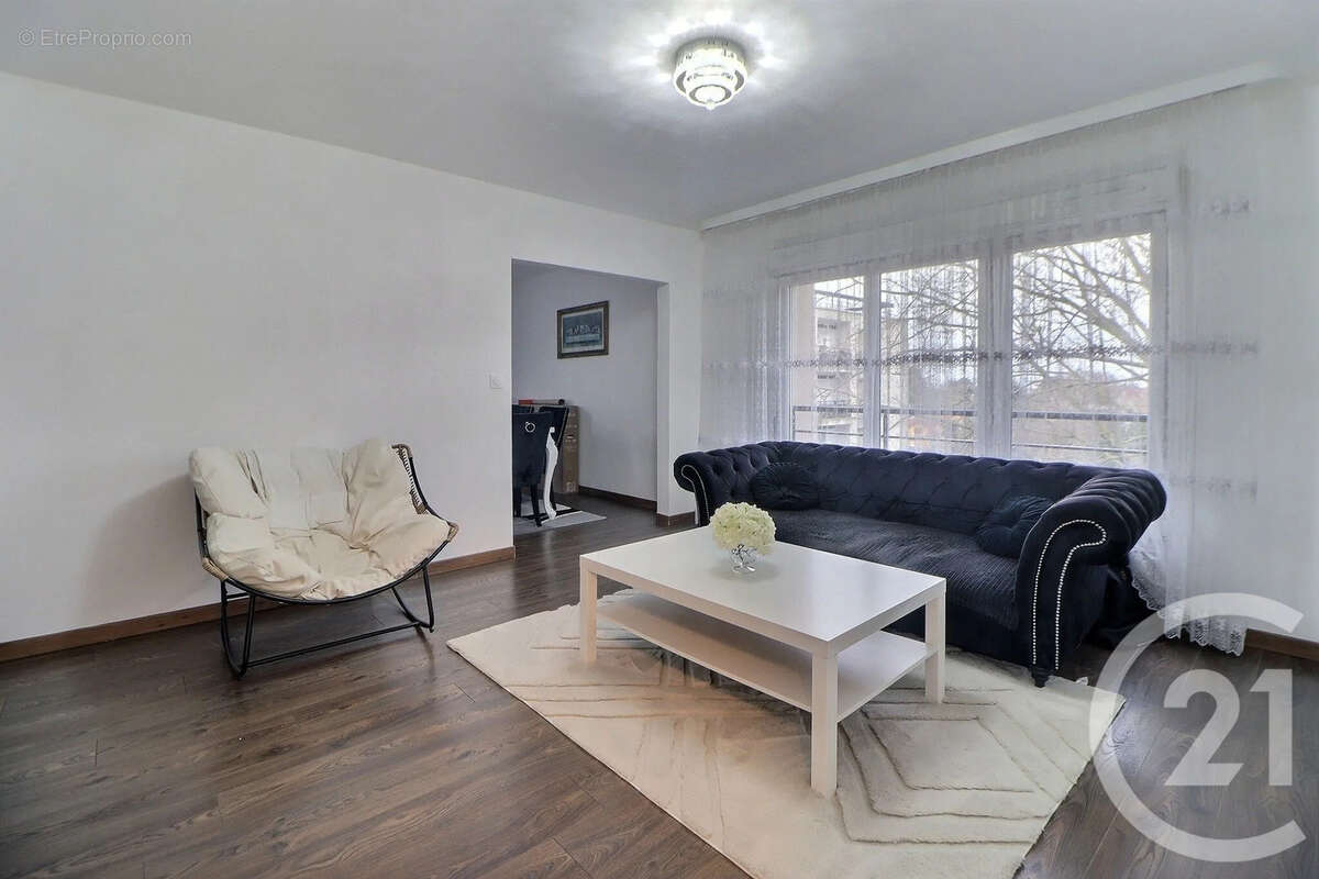 Appartement à AULNAY-SOUS-BOIS