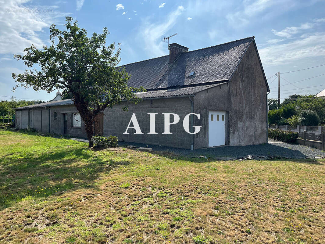 PLEHEDEL longère en pierre à rénover à vendre - photo 3