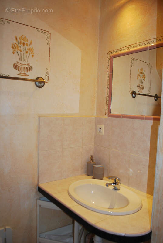 Maison à VILLECROZE