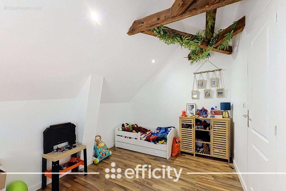 Maison 125 m² à Givors  - photo 10